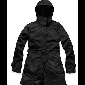 NWT THE NORTHFACE raincoat